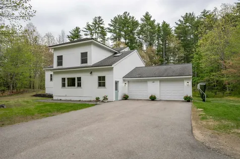27 Pierce Lane Hollis NH 03049