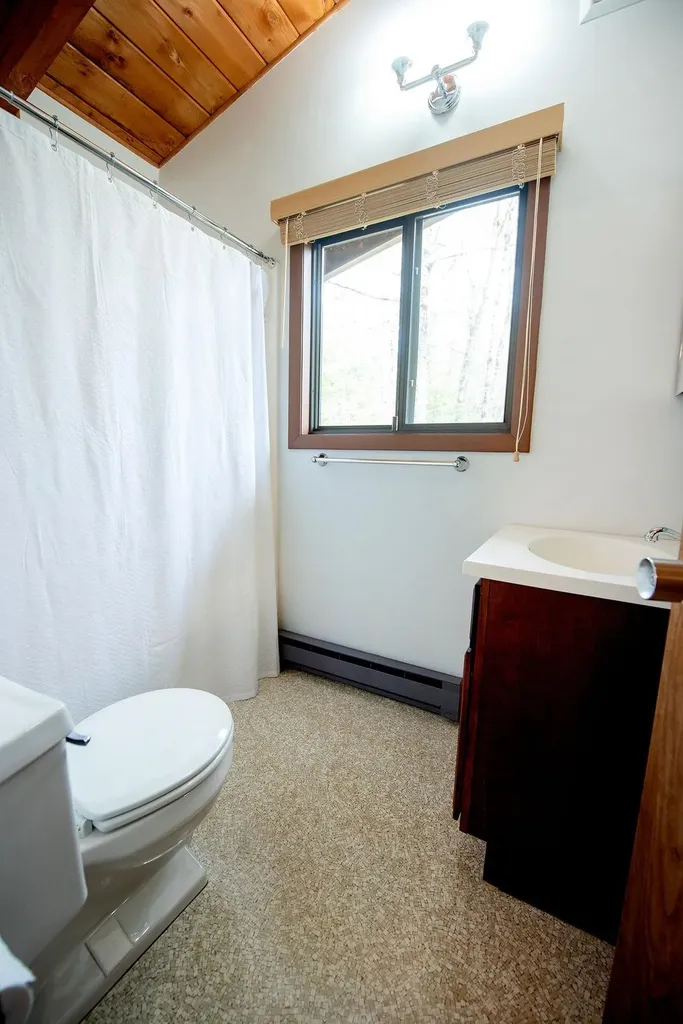 23 Cornell Way Wilmington VT 05363