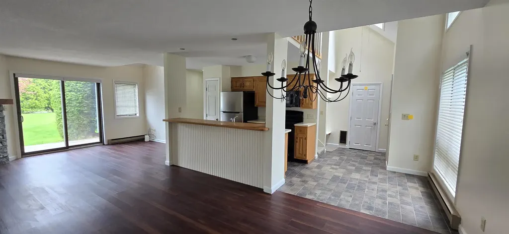 111 Lakeland Drive Hartford VT 05059