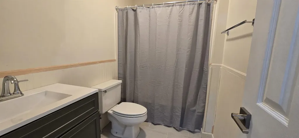 111 Lakeland Drive Hartford VT 05059