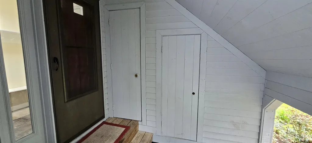 111 Lakeland Drive Hartford VT 05059
