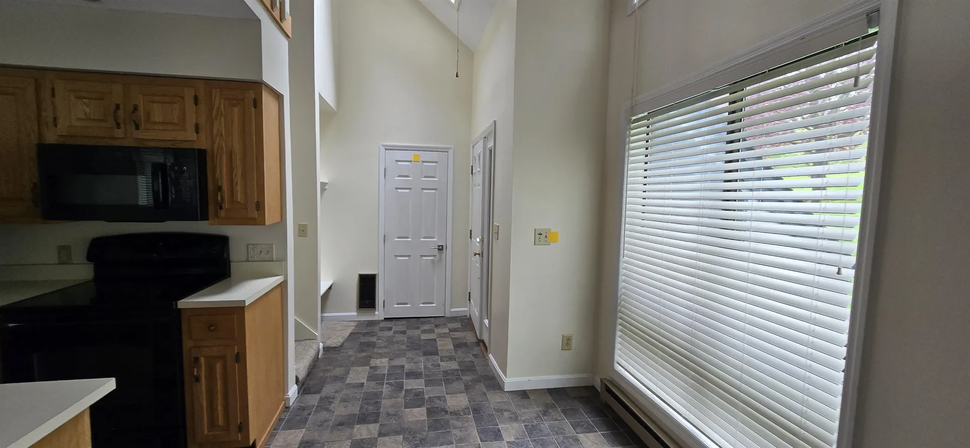 111 Lakeland Drive Hartford VT 05059
