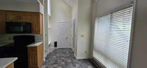 111 Lakeland Drive Hartford VT 05059