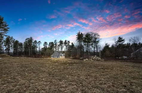 26 Pine Rock Road Hillsborough NH 03244