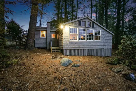 26 Pine Rock Road Hillsborough NH 03244