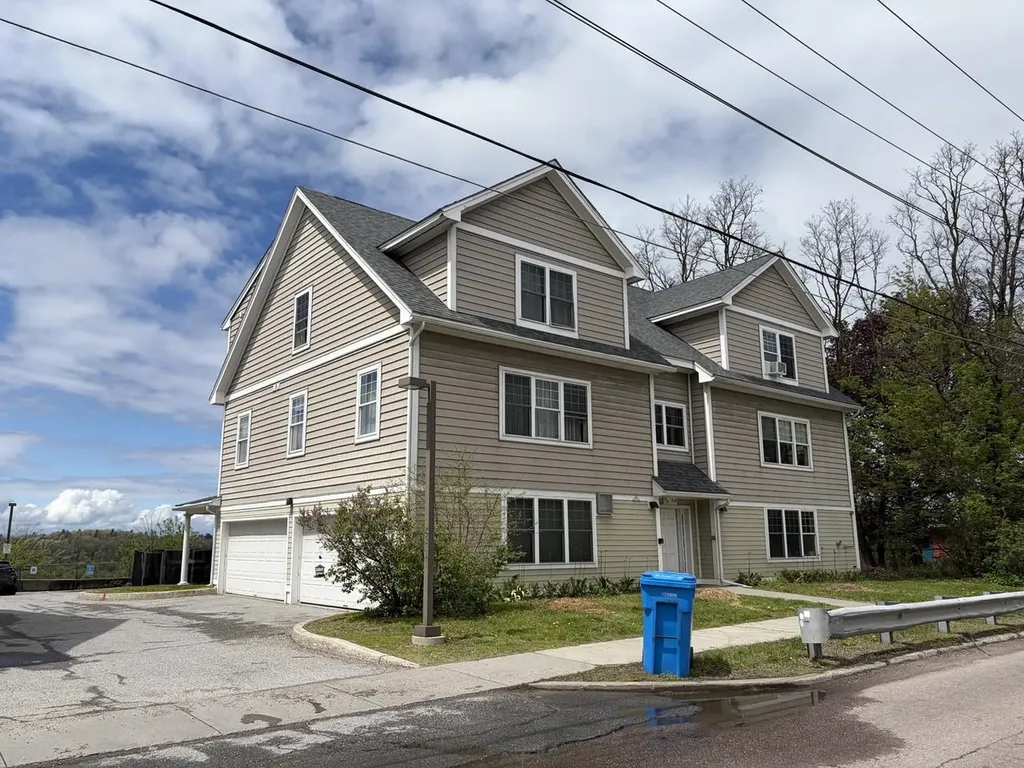 354 Manhattan Drive Burlington VT 05401