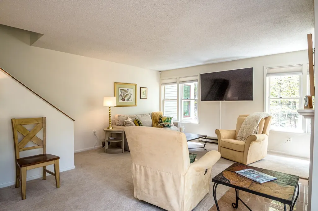 124 Old Bartlett Road Conway NH 03860