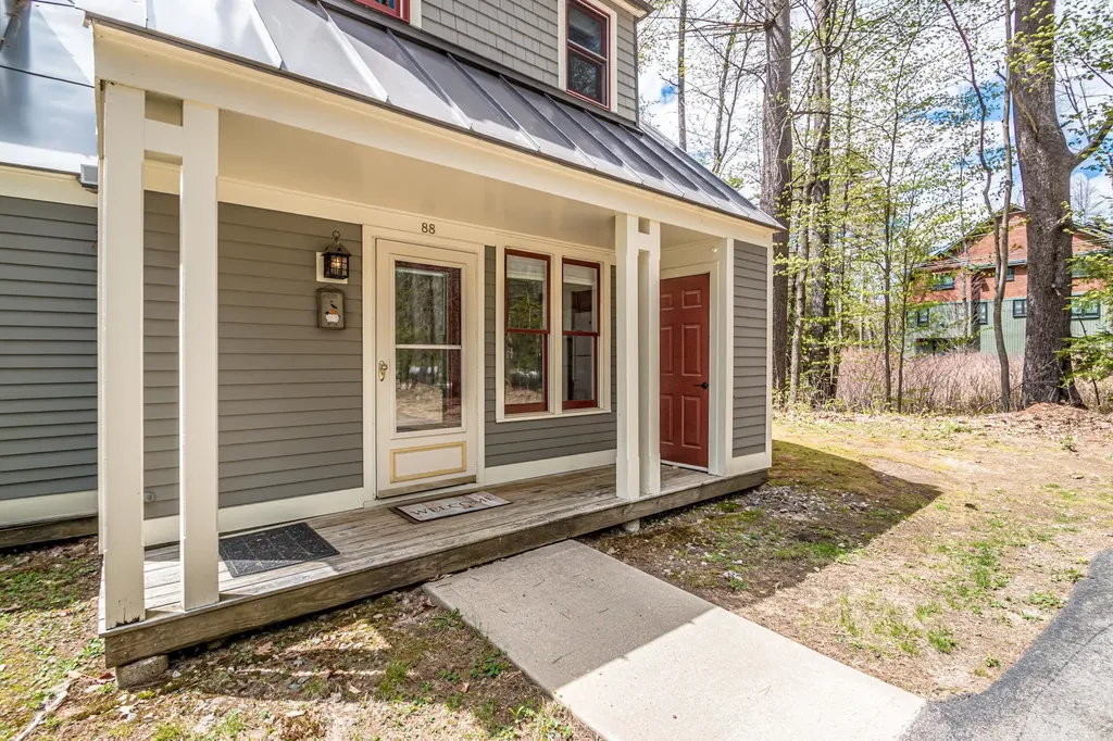 124 Old Bartlett Road Conway NH 03860