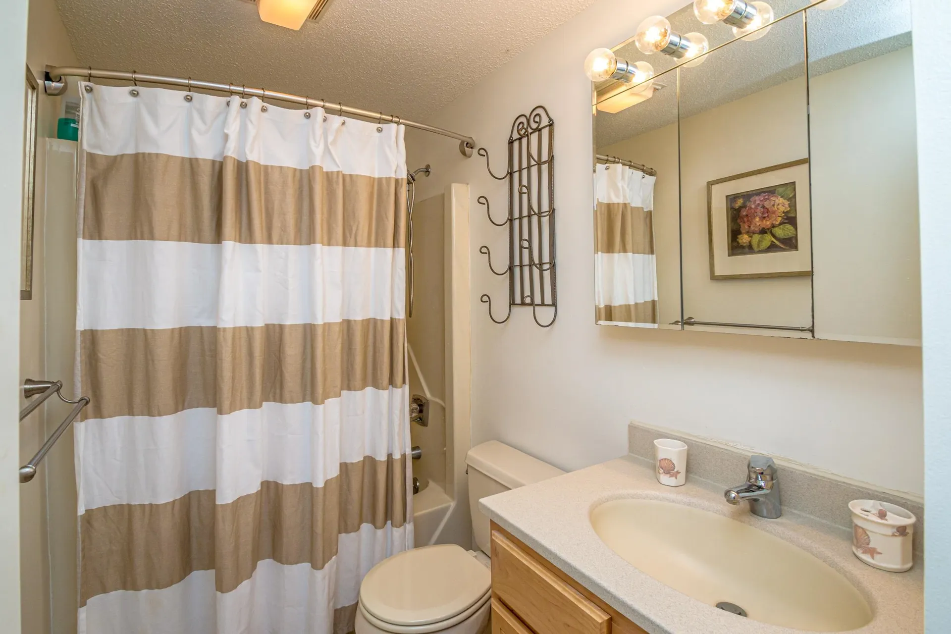 124 Old Bartlett Road Conway NH 03860