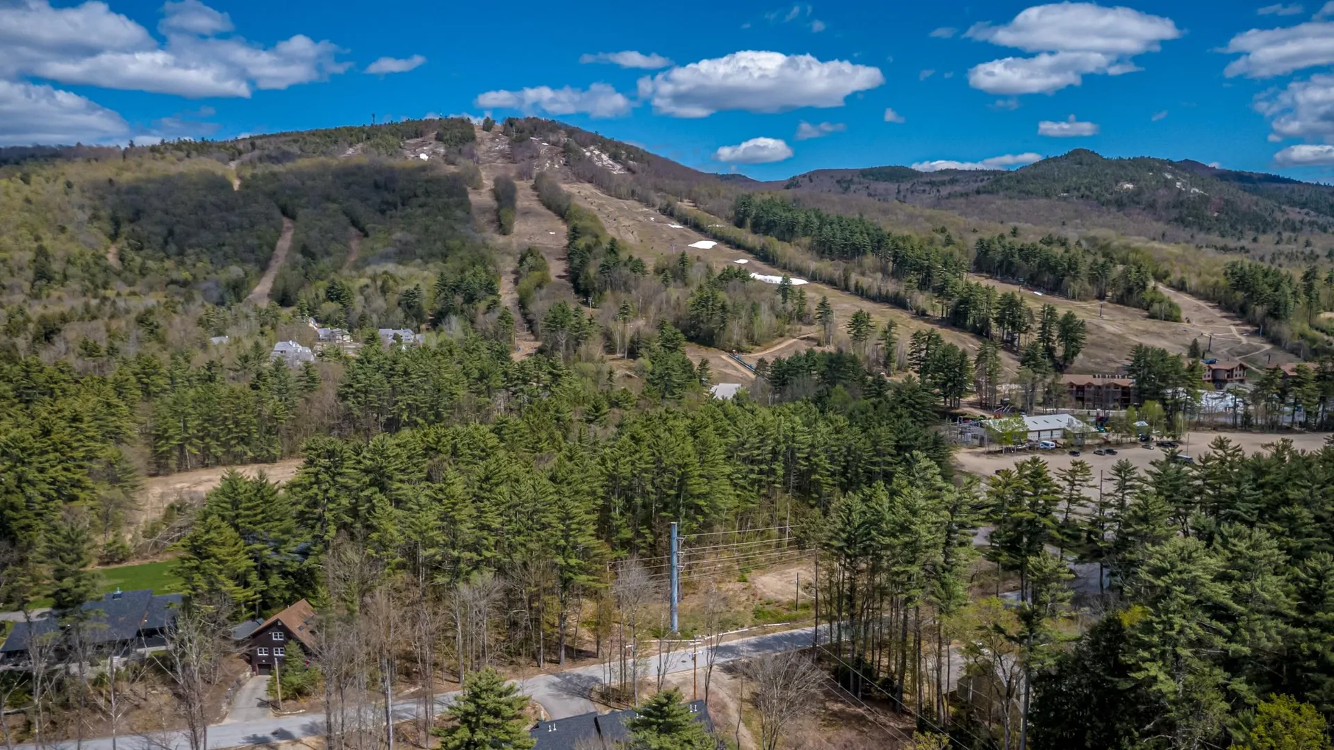 124 Old Bartlett Road Conway NH 03860