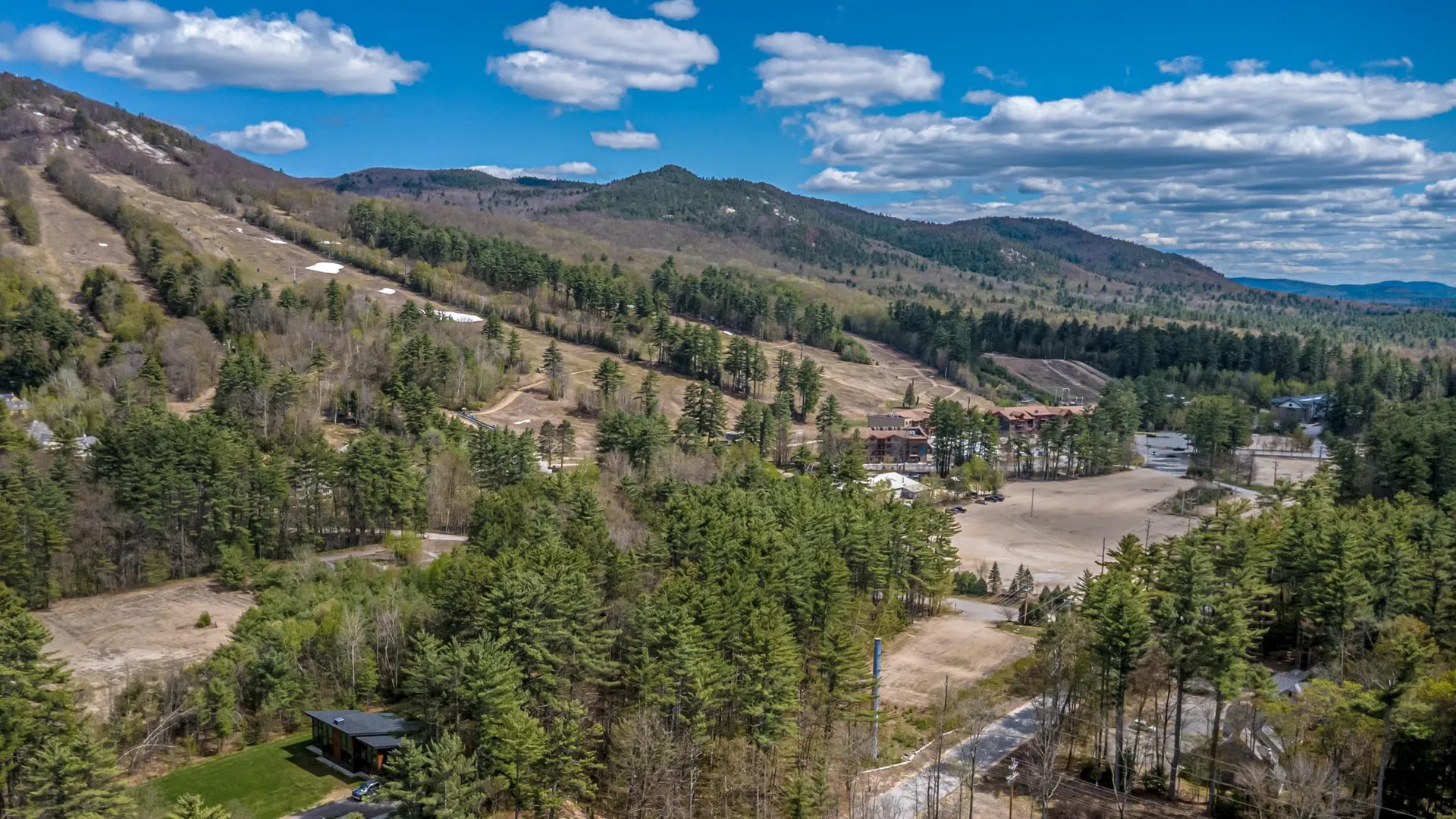124 Old Bartlett Road Conway NH 03860