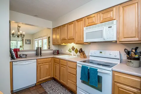 124 Old Bartlett Road Conway NH 03860