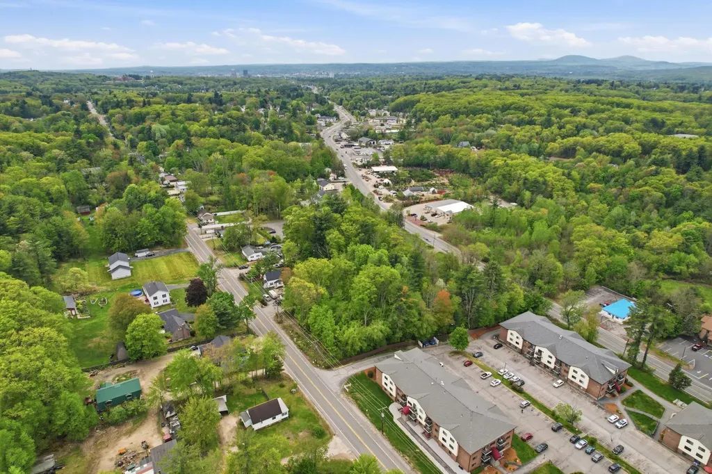 1143 Hooksett Road Hooksett NH 03106