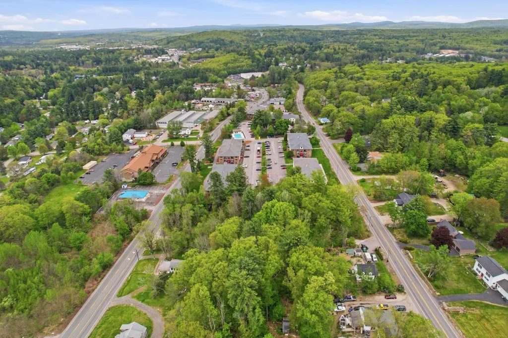 1143 Hooksett Road Hooksett NH 03106