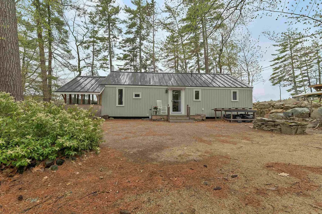 11 Owls Head Point New Durham NH 03855