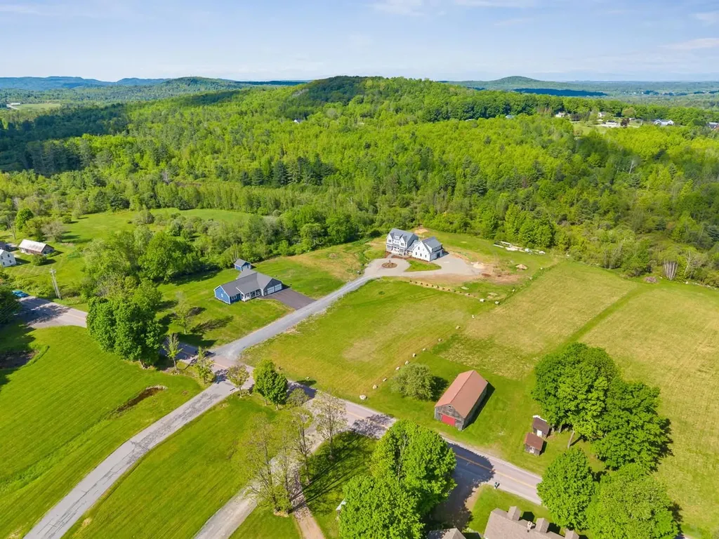26 Cory's Lane Jericho VT 05465