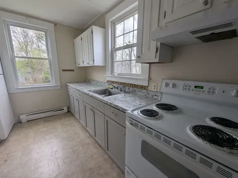 275 High Street Somersworth NH 03878