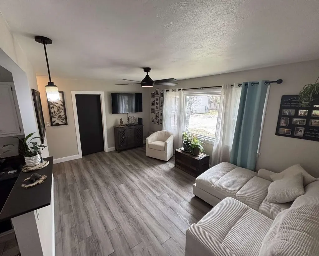 78 Sandhill Road Essex VT 05452