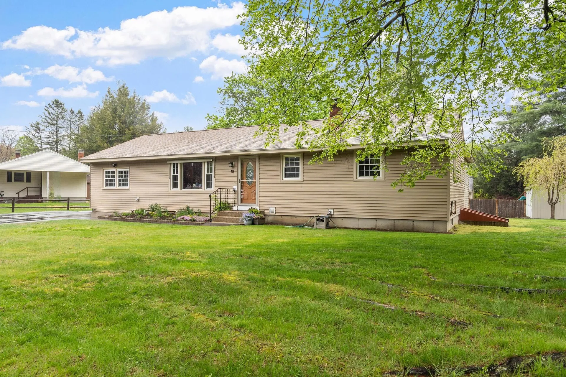 18 Iceland Circle Keene NH 03431