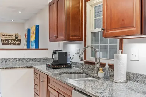 18 Iceland Circle Keene NH 03431