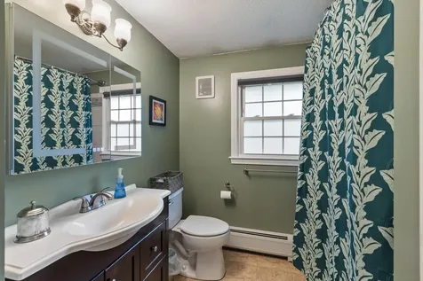 18 Iceland Circle Keene NH 03431