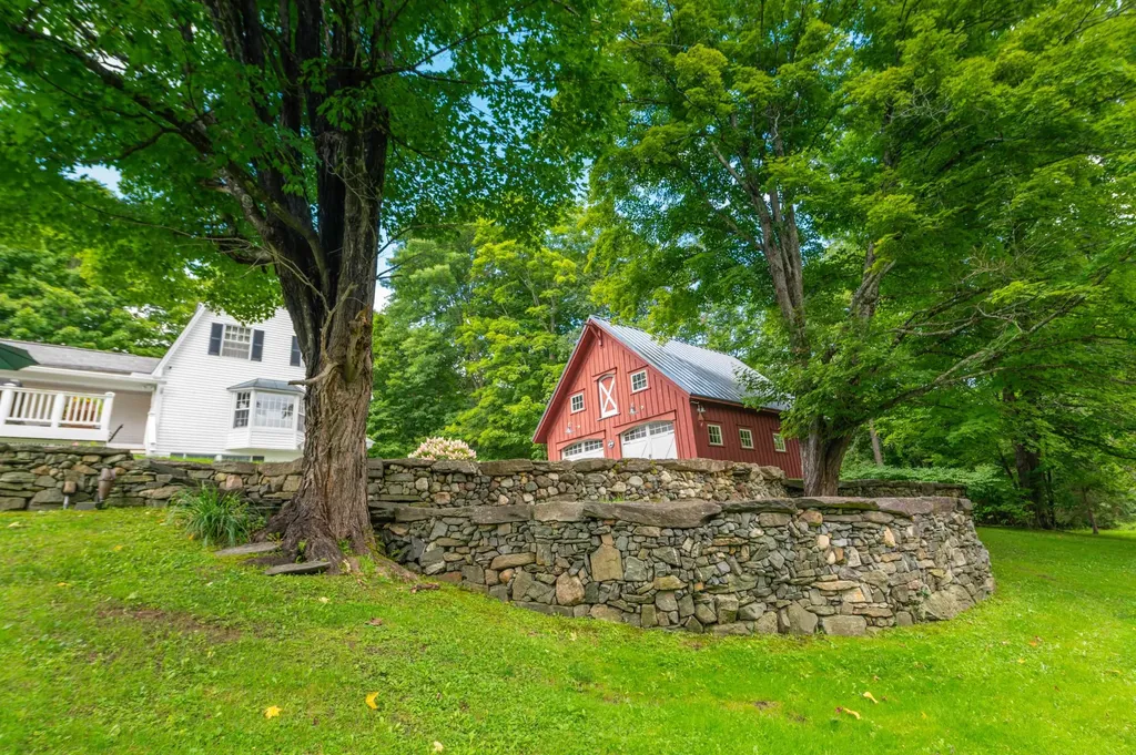 67 Castle Hill Road Wilmington VT 05363