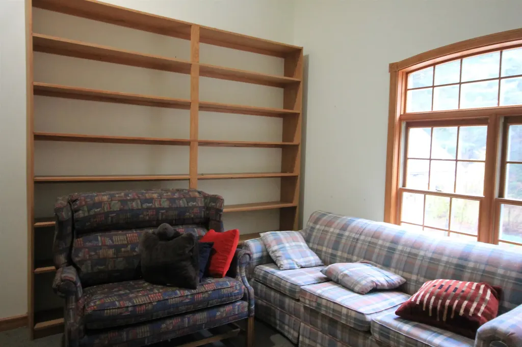 176 Amory Leland Drive Thornton NH 03285