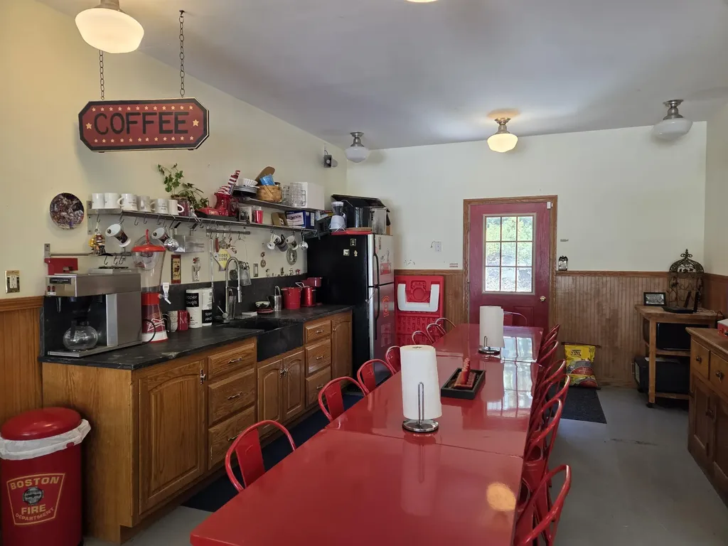 176 Amory Leland Drive Thornton NH 03285