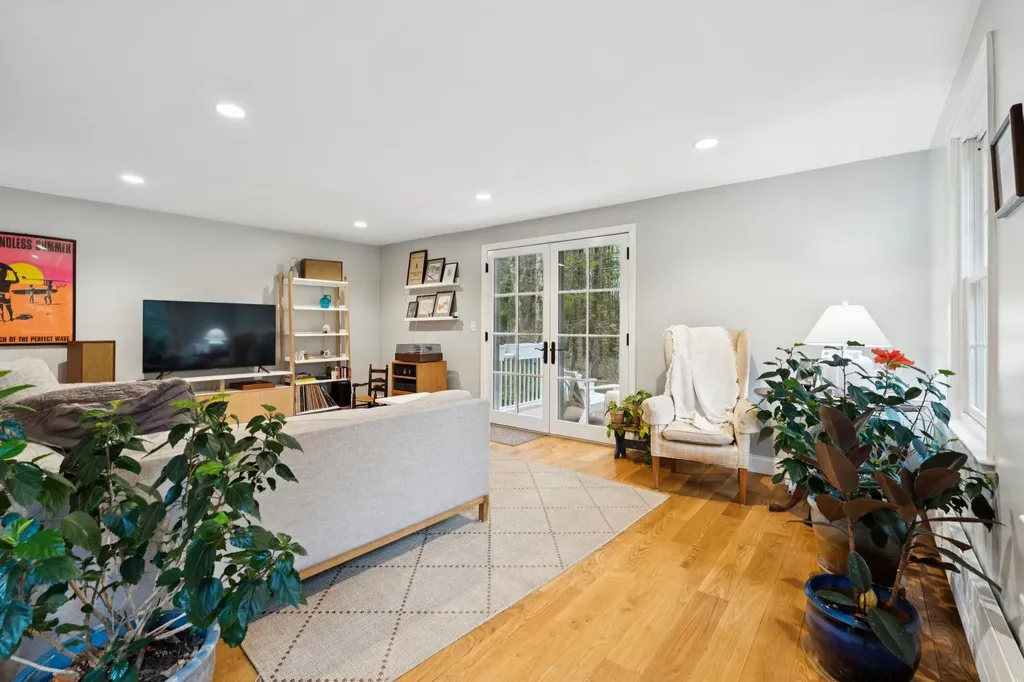 12 Hemlock Road Kensington NH 03833