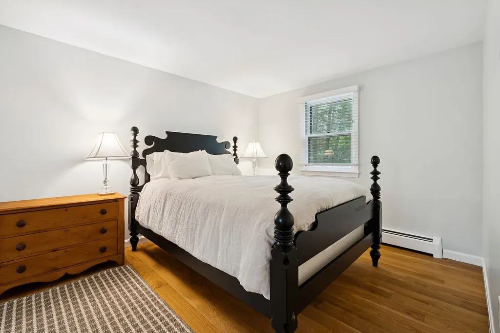12 Hemlock Road Kensington NH 03833
