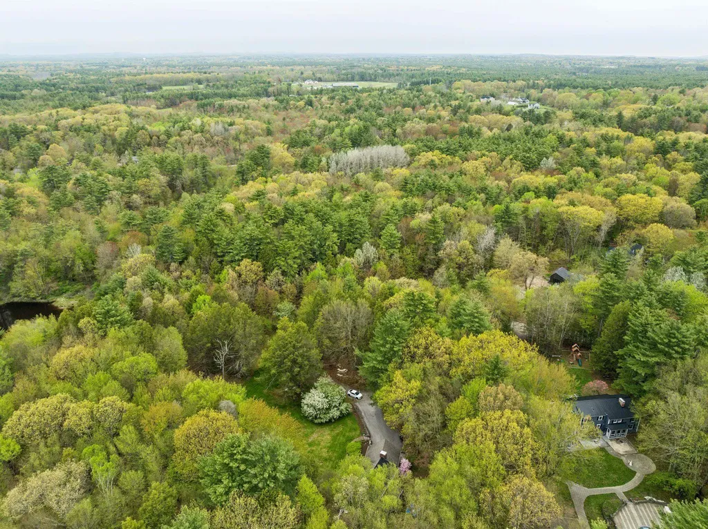 12 Hemlock Road Kensington NH 03833