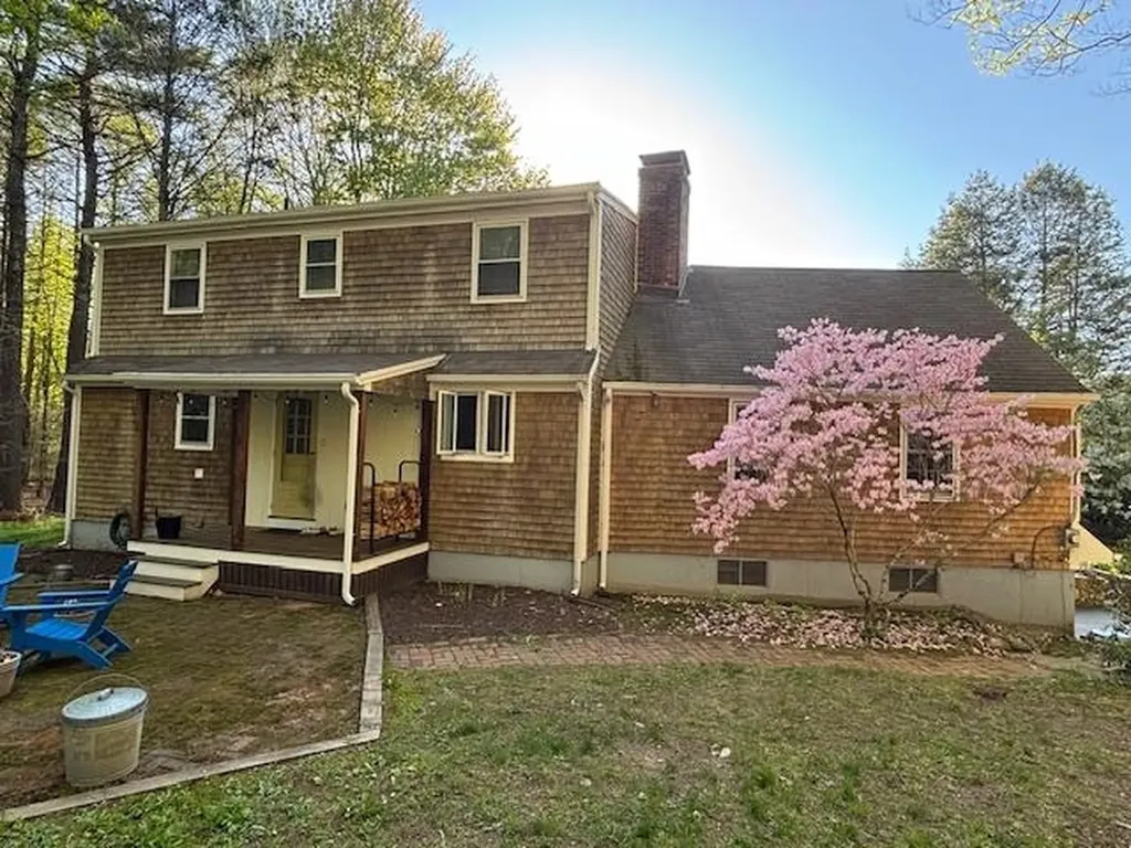 12 Hemlock Road Kensington NH 03833