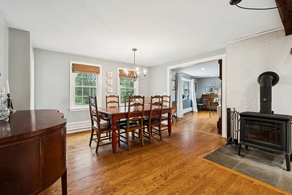 12 Hemlock Road Kensington NH 03833