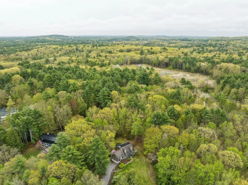 12 Hemlock Road Kensington NH 03833