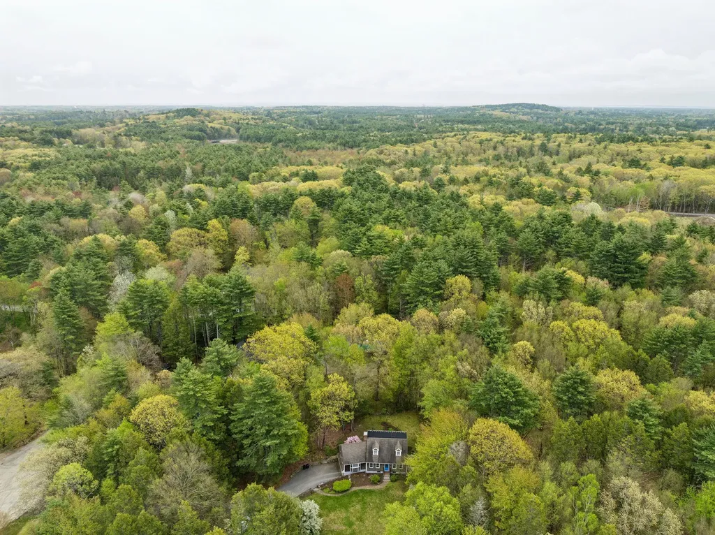 12 Hemlock Road Kensington NH 03833