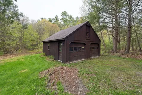 12 Hemlock Road Kensington NH 03833