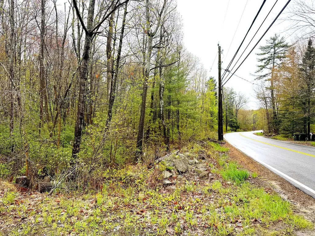 547 White Oaks Road Laconia NH 03246