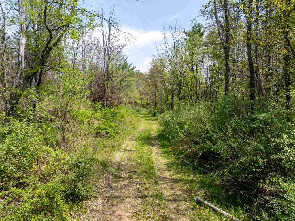 547 White Oaks Road Laconia NH 03246