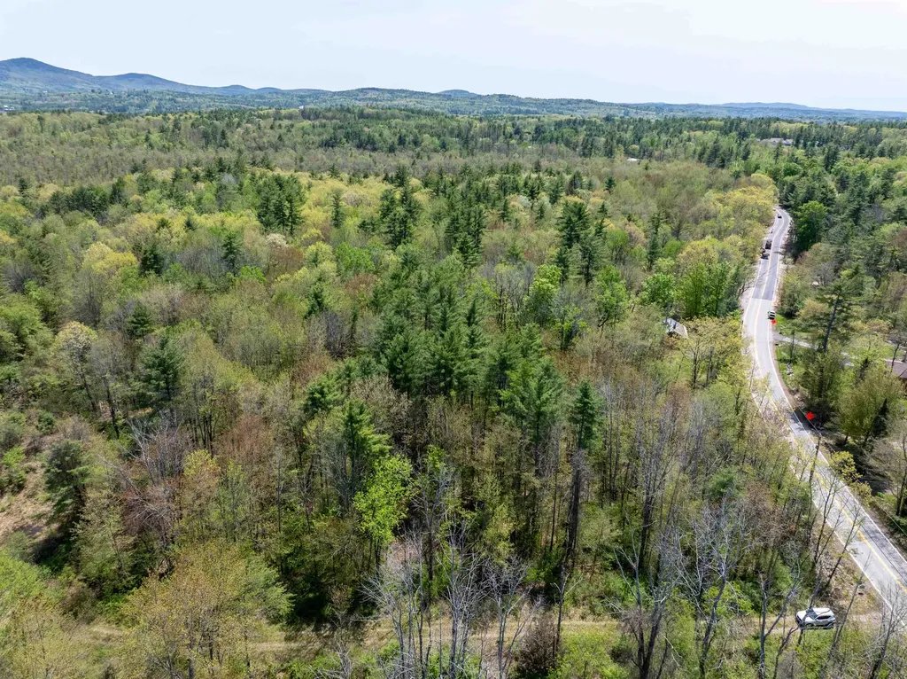 547 White Oaks Road Laconia NH 03246