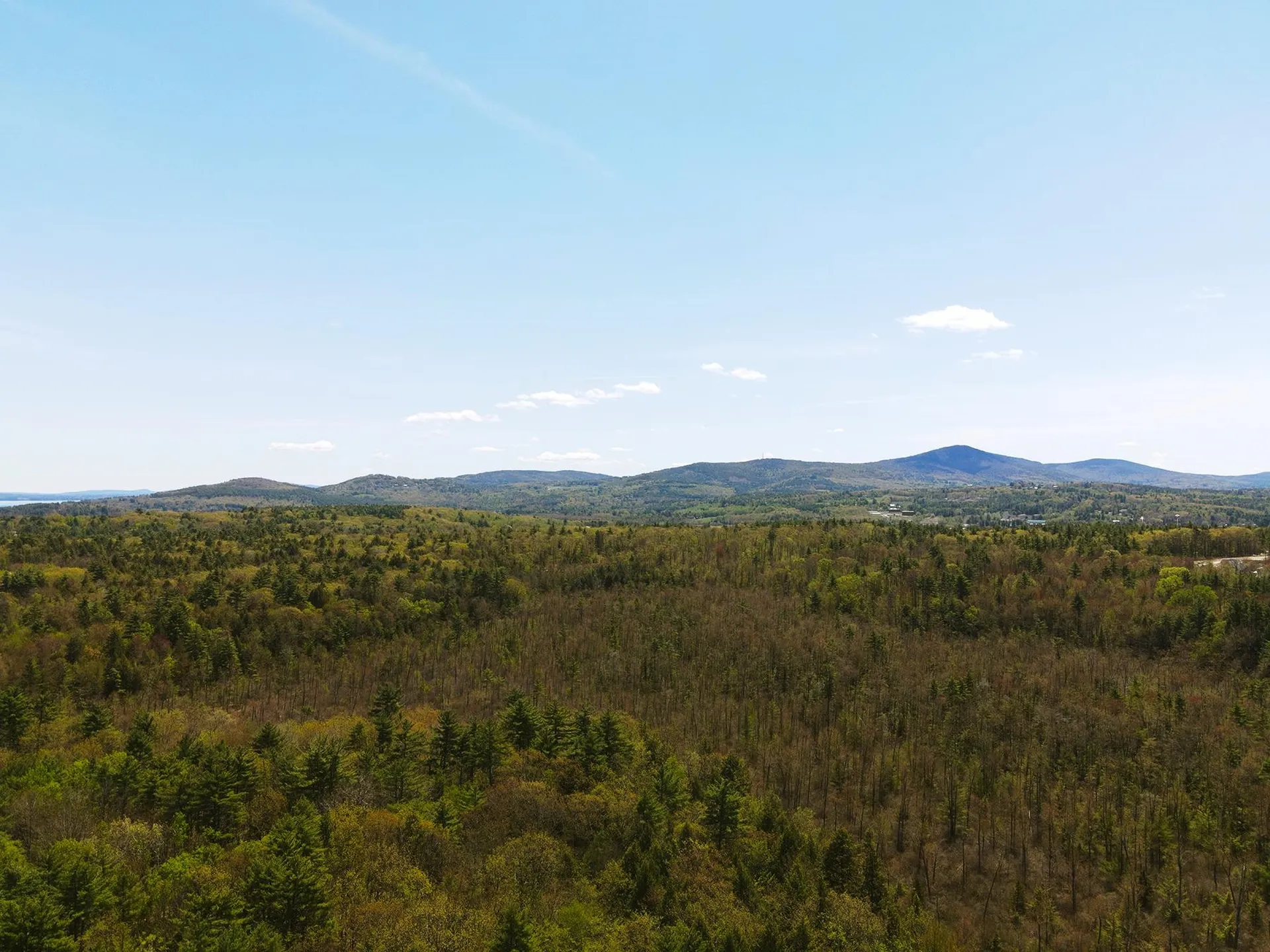 547 White Oaks Road Laconia NH 03246