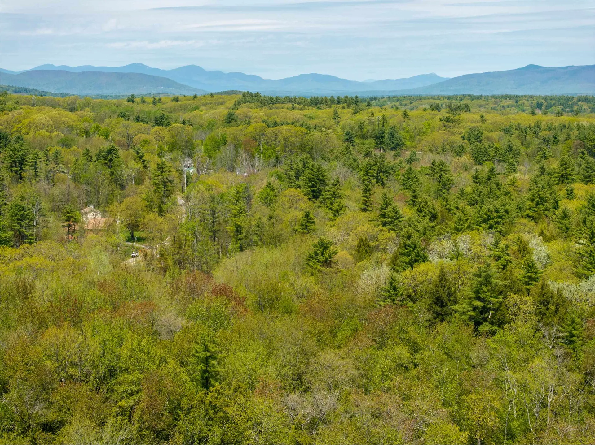 547 White Oaks Road Laconia NH 03246