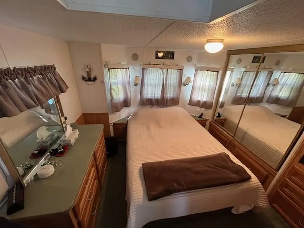 3 Claire Way Laconia NH 03246