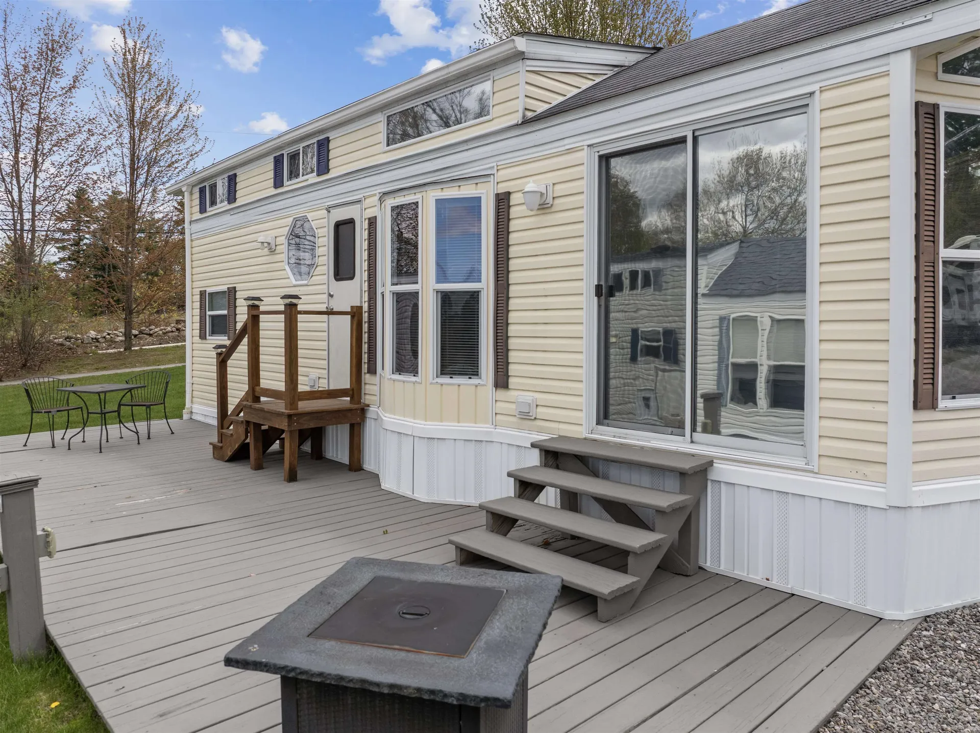 3 Claire Way Laconia NH 03246