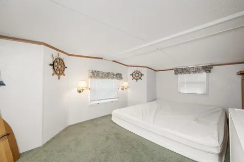 3 Claire Way Laconia NH 03246