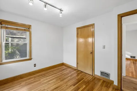 232 Seames Drive Manchester NH 03103
