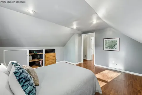 232 Seames Drive Manchester NH 03103