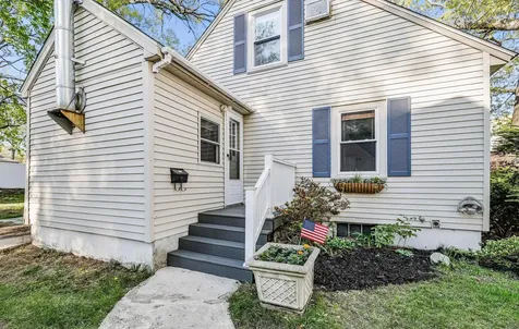 232 Seames Drive Manchester NH 03103