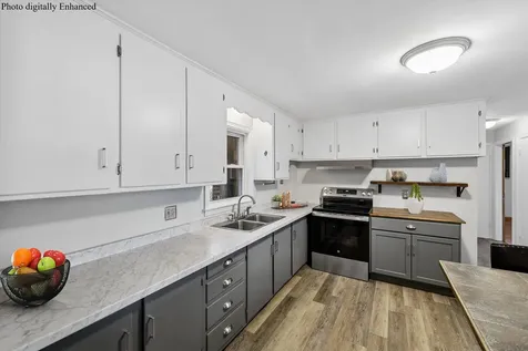 232 Seames Drive Manchester NH 03103