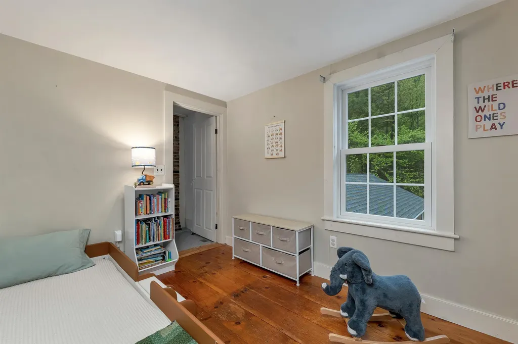 119 Gerrish Road Webster NH 03303-7828