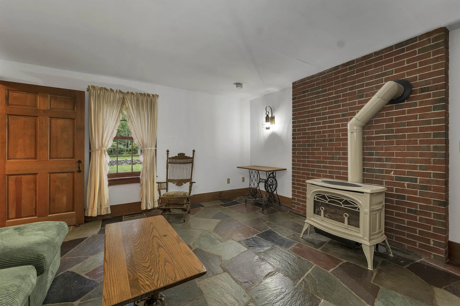 119 Gerrish Road Webster NH 03303-7828